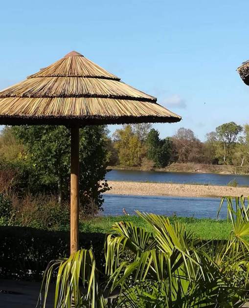 Vue sur Loire depuis la terrasse snack